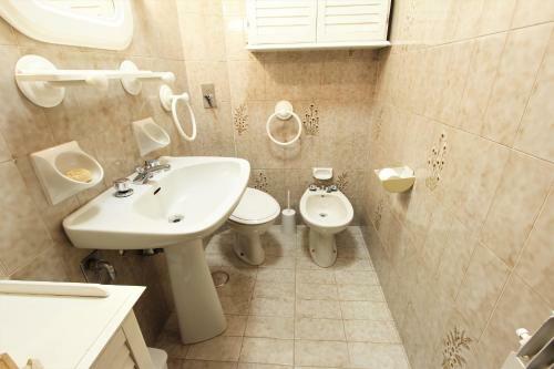 Hostdomus - Family Apartment