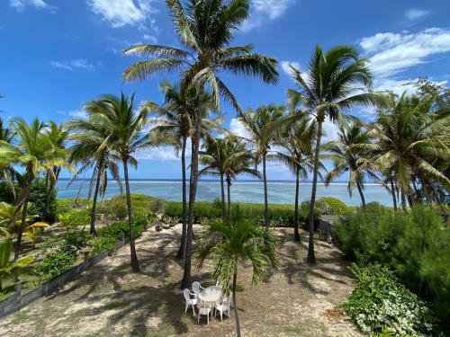 Villa & Bungalow 'coco Des Sables' Les Pieds Dans L'eau
