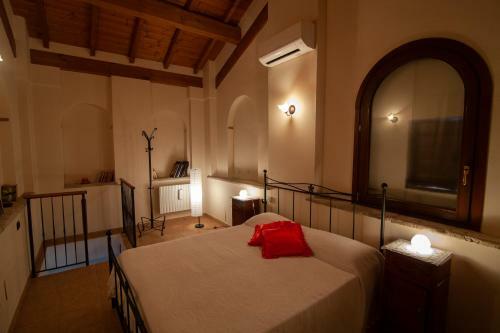 Hostal La Finestra Sul Castello
