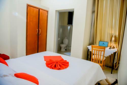 One Click Hotel