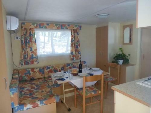 Cosy Mobile Home In Sorso With Garden