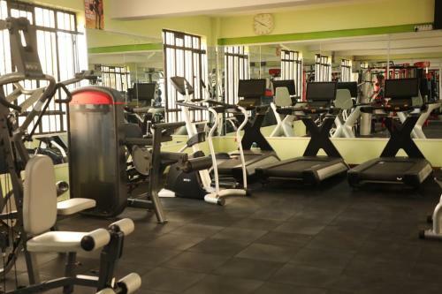 Apartamento Leo'z Suites