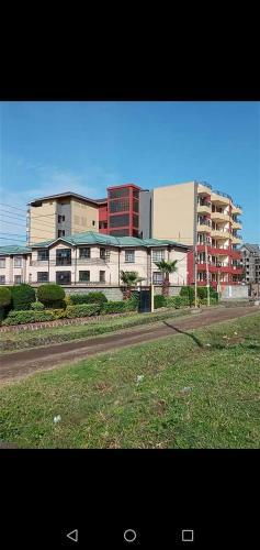 Apartamento 3 Bedrooms, Nakuru National Park View.