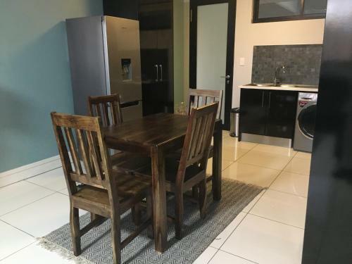 2 Bedroom Penthouse Apartment With Pool & Gym