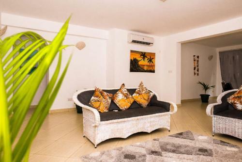 Apartamento Three Bedroom Beachfront In Shanzu Mombasa