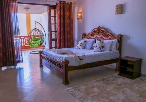 Stayplus Shanzu Beachfront Apartment