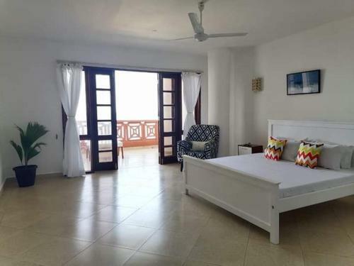 Ocean Front Apartments At La Mera