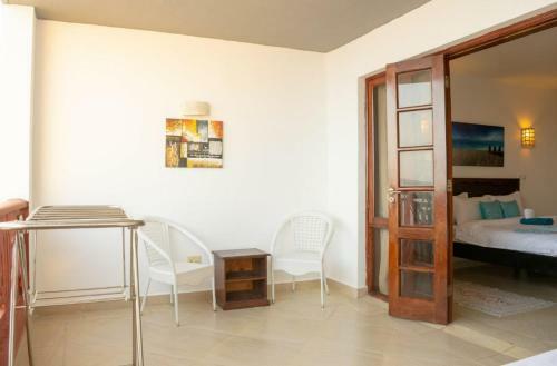 Ocean Front Apartments At La Mera