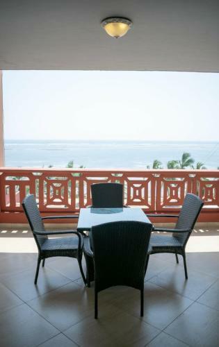 Ocean Front Apartments At La Mera