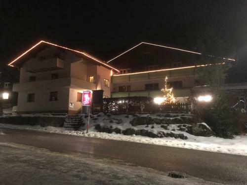 Hostal Hotel Garni Brigitte
