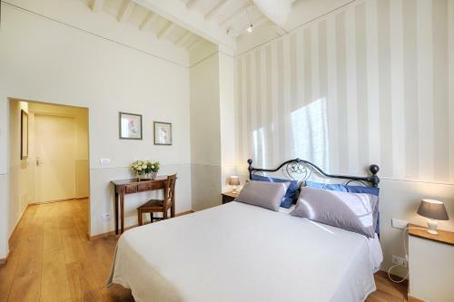 Hotel I Merli Di Ada