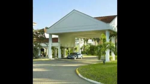 Hostal Room In Bb - Sarova Whitesands Beach Resort Spa