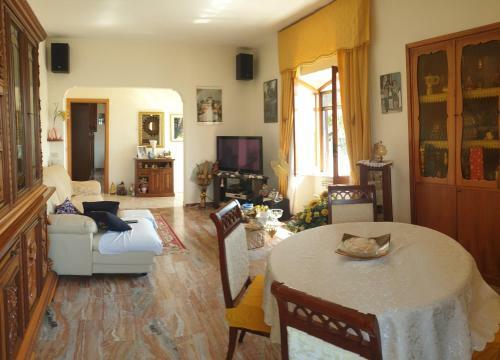 La Casa Delle Bambole Vicino Al Lago E Al Mare