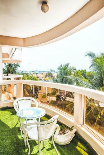 Beachfront Furnished Apartments With Swimming Pool