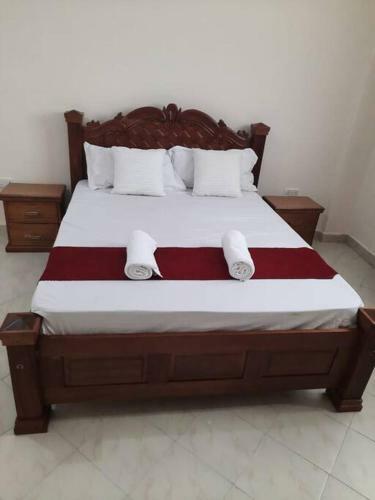 Elegant 3-bedroom Serviced Apartment With Pool
