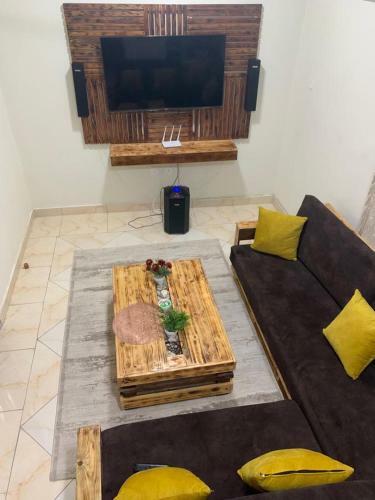 Hostal T & T Homes