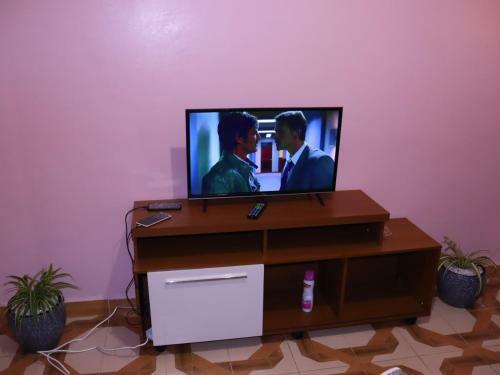 Lancaster Apartment