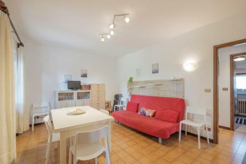 Villa Ida - 2 Bedrooms Apartment With Private Garden