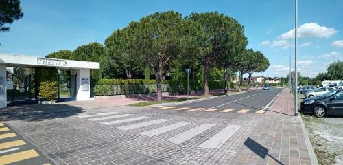 Sunflower Apartment - Trilocale Con Piscina, Terrazza E Wifi