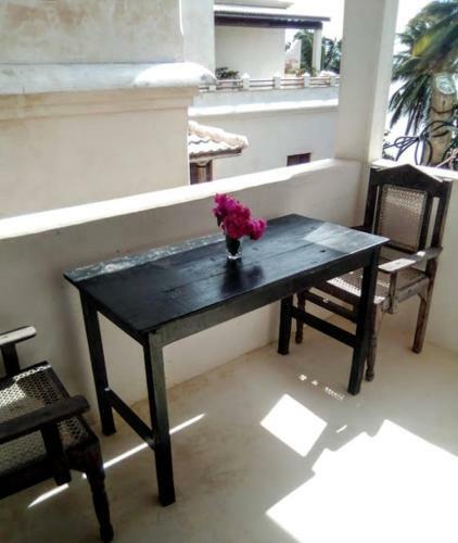 Bed & Breakfast Furaha House