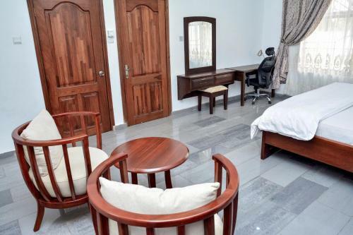 2-bedroom Bungalow In Serene Estate
