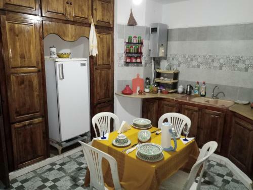 Hostal R�sidence Diar Aquilaria Grande S+1