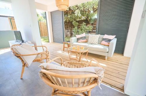Villa Standing Avec Piscine, Jardin, Bord De Mer
