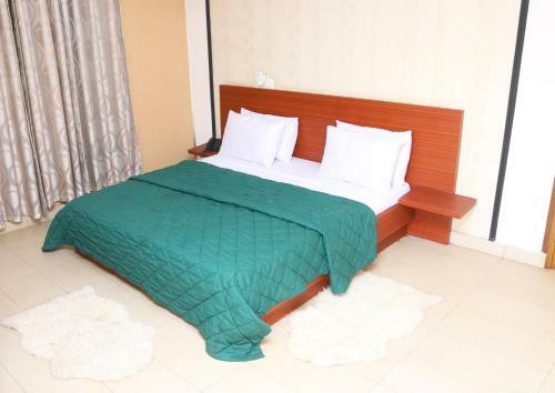 Hostal Italian Guest House