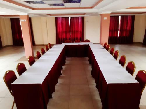 Kilimani Breeze Hotel