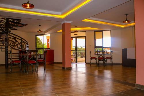 Kilimani Breeze Hotel
