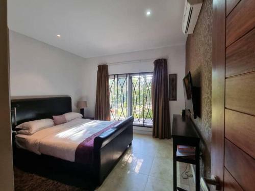 Luxurious 3 Bedroom Villa With Beautiful Garden