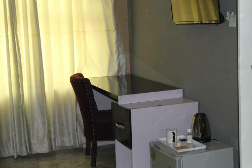 Keqs Hotel