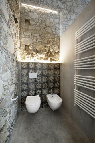 Hostal Isonzo Suites