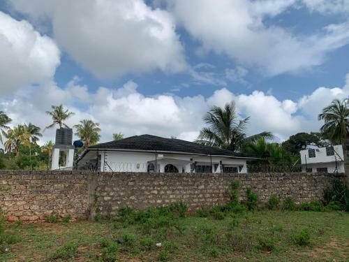 Hidden Gem In Mtwapa Walking Diatance To The Beach