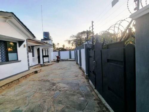 Hidden Gem In Mtwapa Walking Diatance To The Beach
