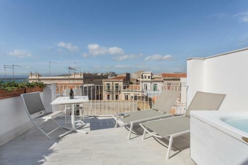 Hostal Affittacamere Ortygia Inn Rooms Con Terrazza Sul Mare E Jacuzzi