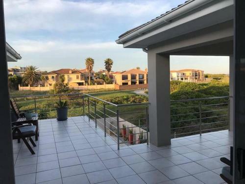 Amani Luxury Airbnb Near The Beach