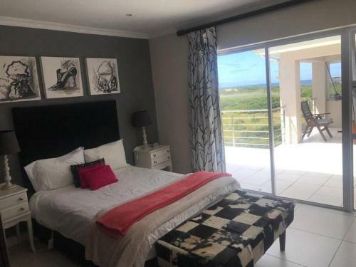 Amani Luxury Airbnb Near The Beach