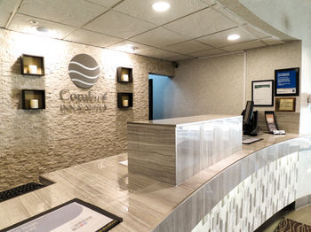 Hotel Comfort Inn & Suites Medicine Hat