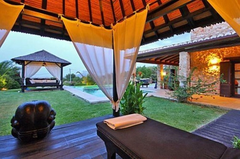 Villa Los Drossos 10 Pax