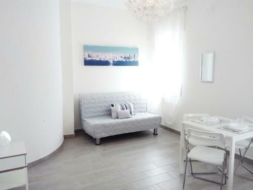 La Playa Apartments