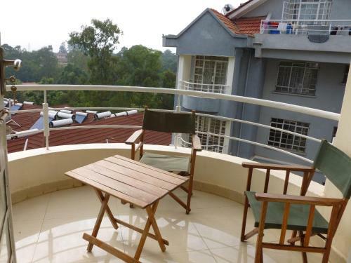 Cozy 3 Bedroom All Ensuite Apartment