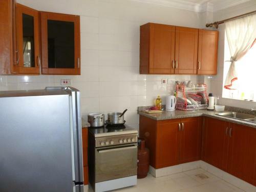 Cozy 3 Bedroom All Ensuite Apartment