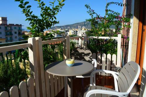 Hostal Luiselle Charming Accommodation Sorrento City Center
