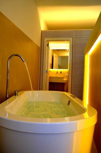 Hostal Luiselle Charming Accommodation Sorrento City Center