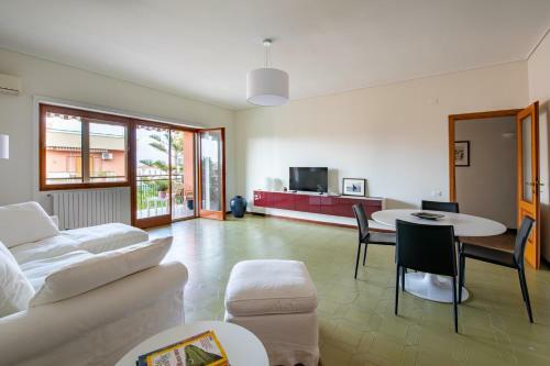 Central Sorrento Home With Amazing View Terraces