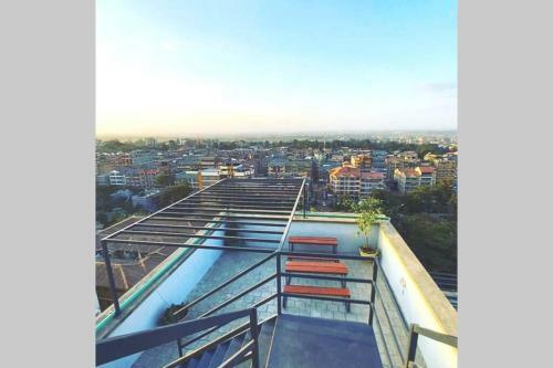 Modern 1 Bedroom Apartment. Elevated Living