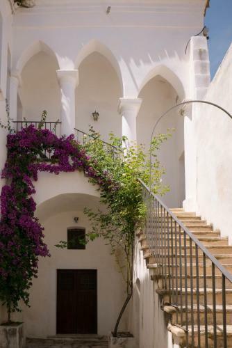 Borgo Petelia, Palazzo Capozza