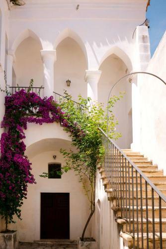 Borgo Petelia, Palazzo Capozza