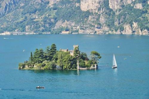 Iseo Lake Apartment